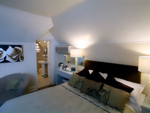 קרייסטצ'רץ' Grosvenor Lodge Guest House מראה חיצוני תמונה